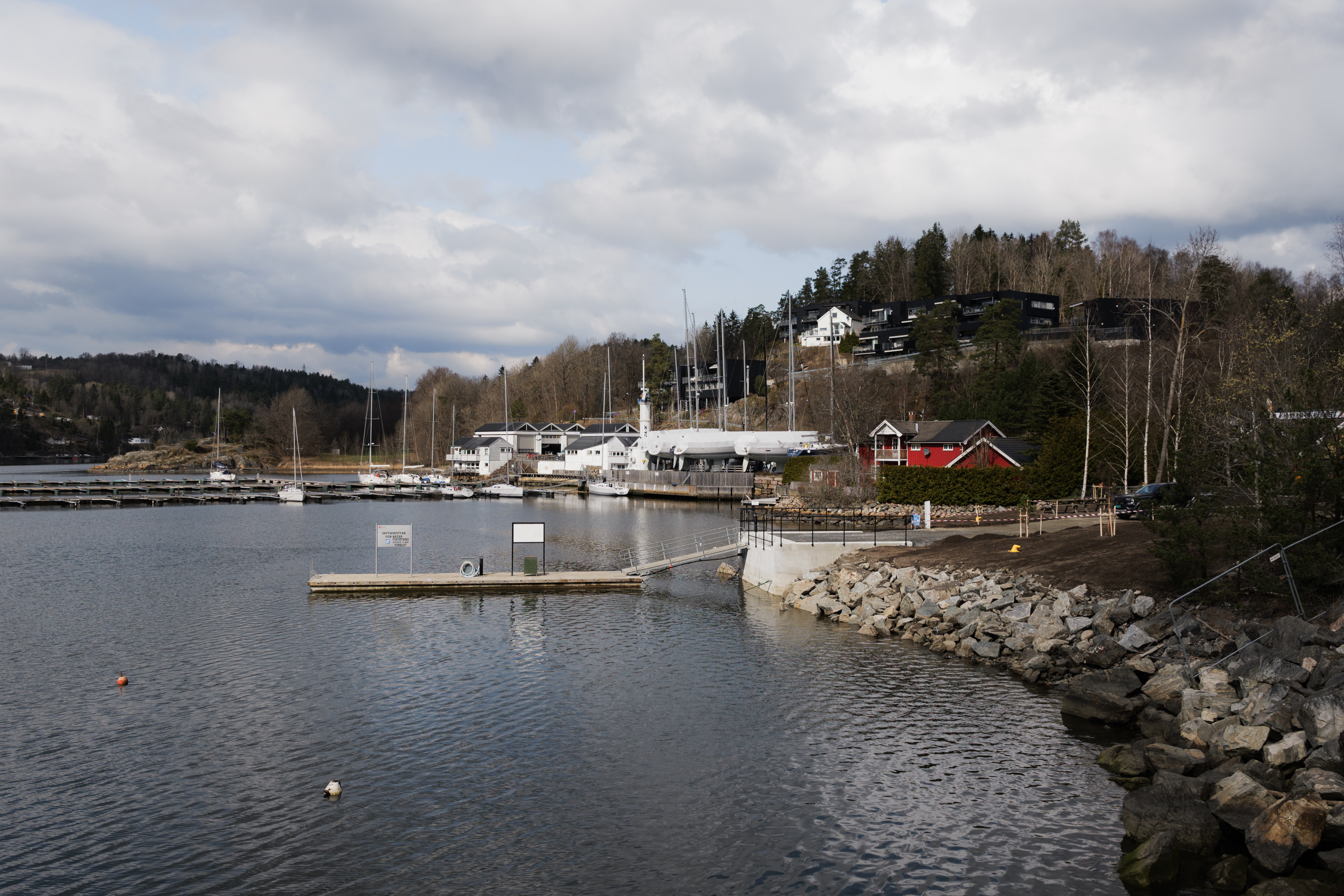 Bilder av sjø og land