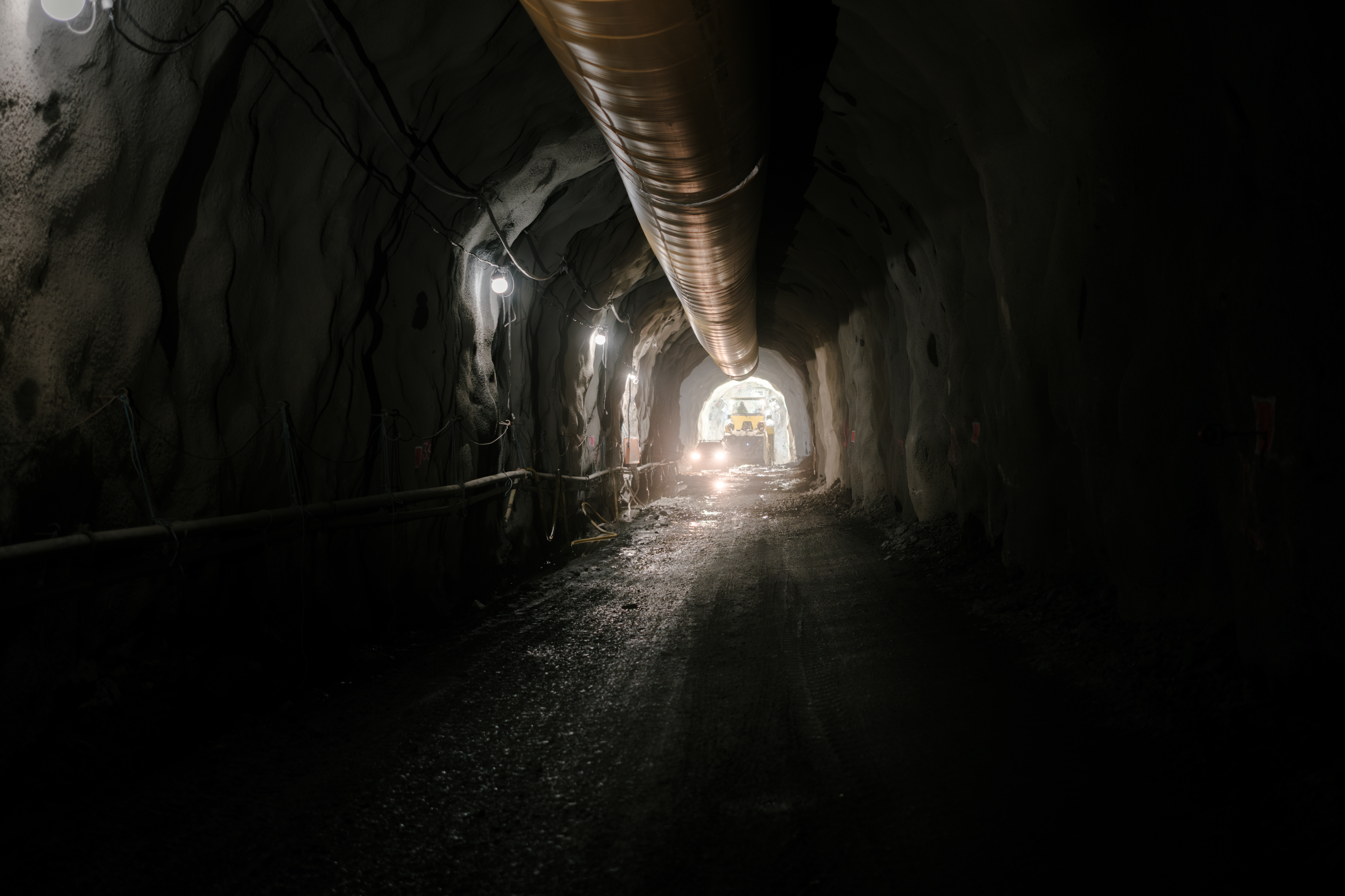 Bilde av en mørk tunnel